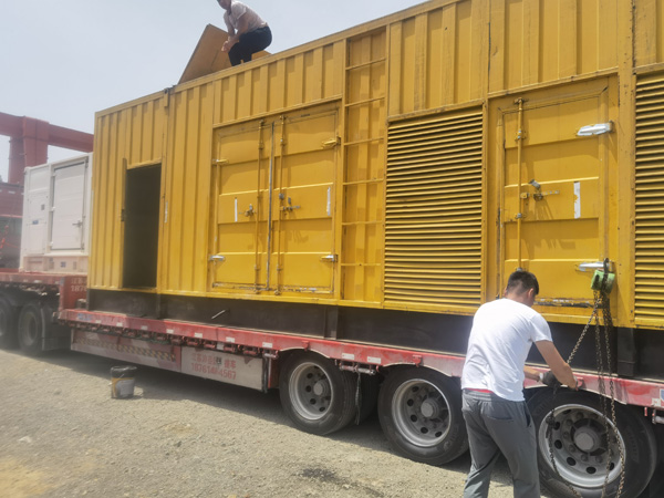 左贡发电机出租100KW发电机需要什么规格的电缆线?