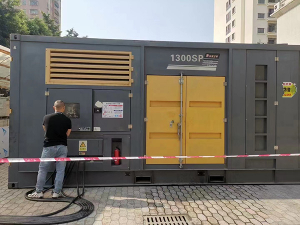 左贡500KW发电机组冬季应该配多大的启动电瓶?